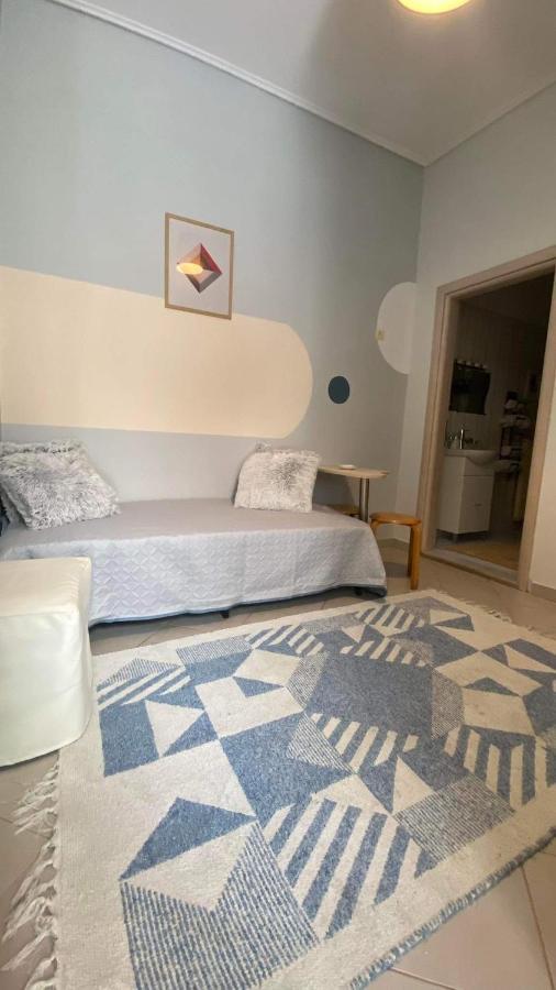 Cozy Minimal Apartment Пирей Экстерьер фото