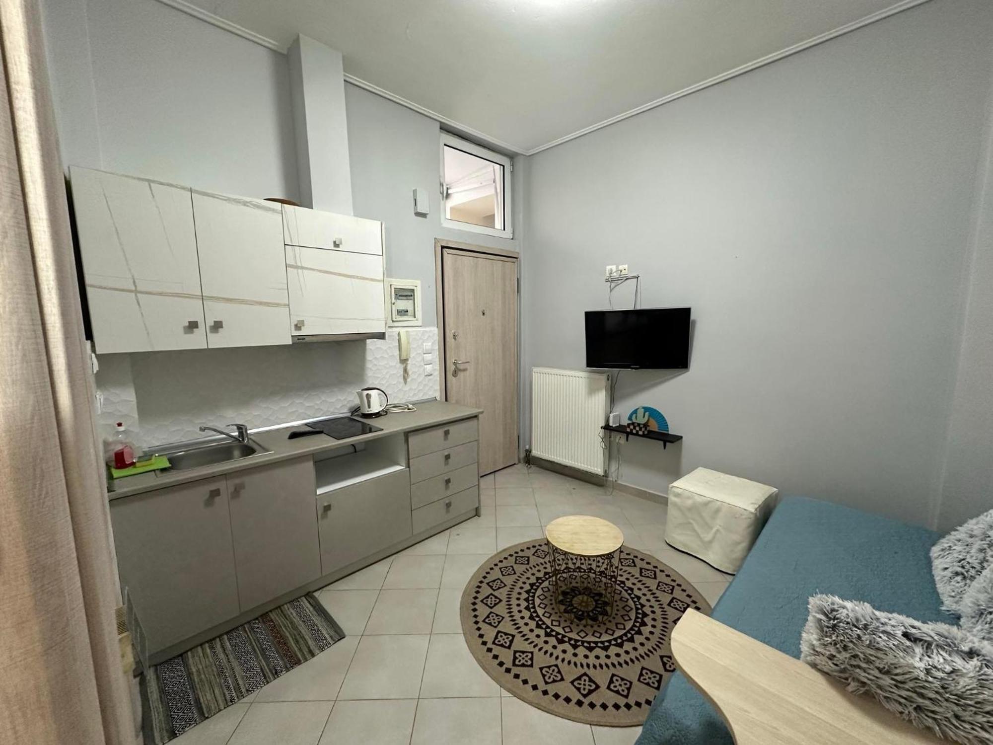 Cozy Minimal Apartment Пирей Экстерьер фото